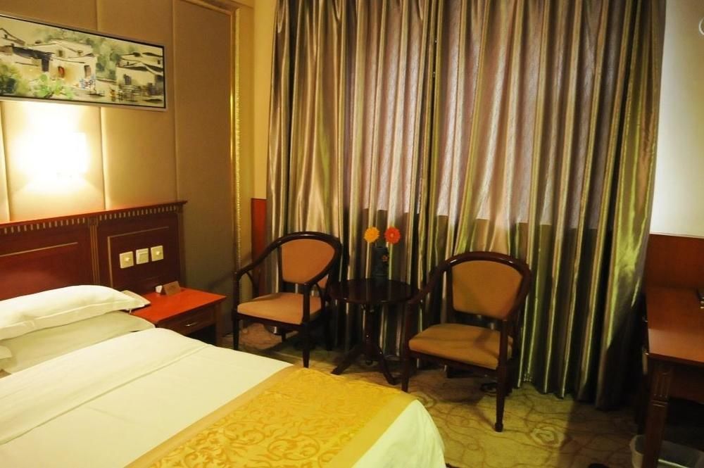 Hotel Beijing Karamay Snow Lotus Hotel 2*