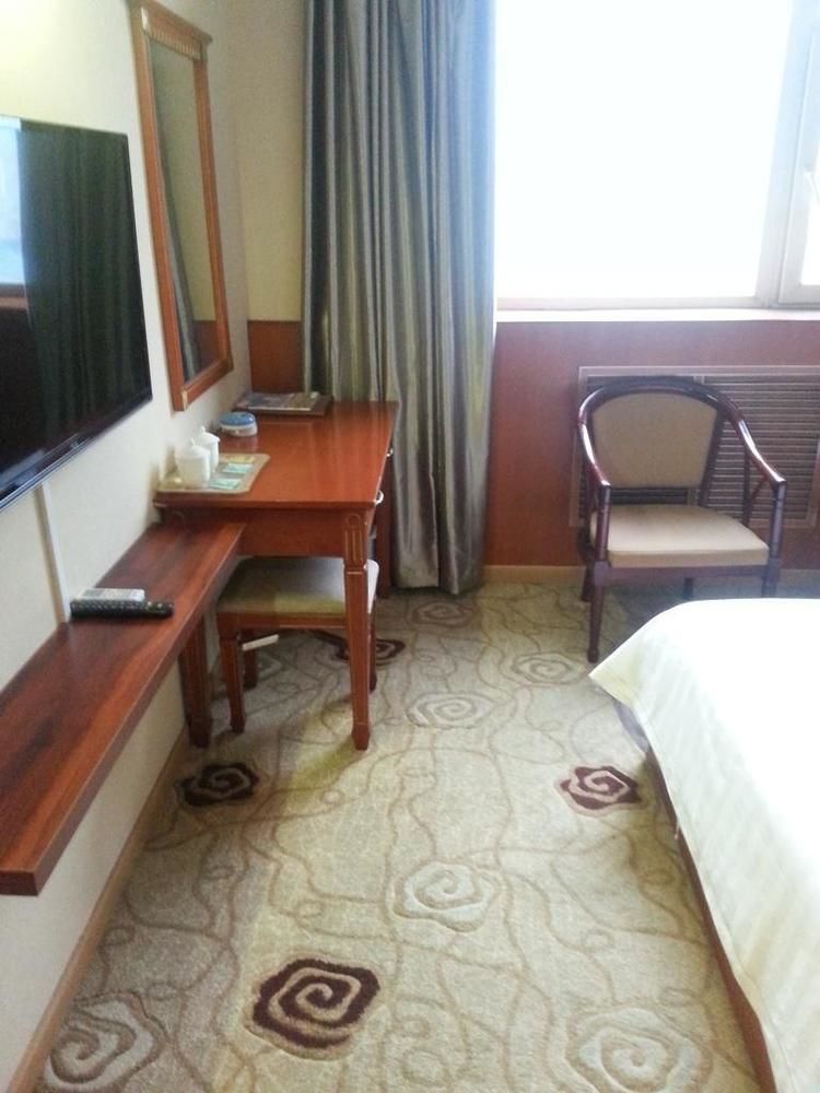 Hotel Beijing Karamay Snow Lotus Hotel